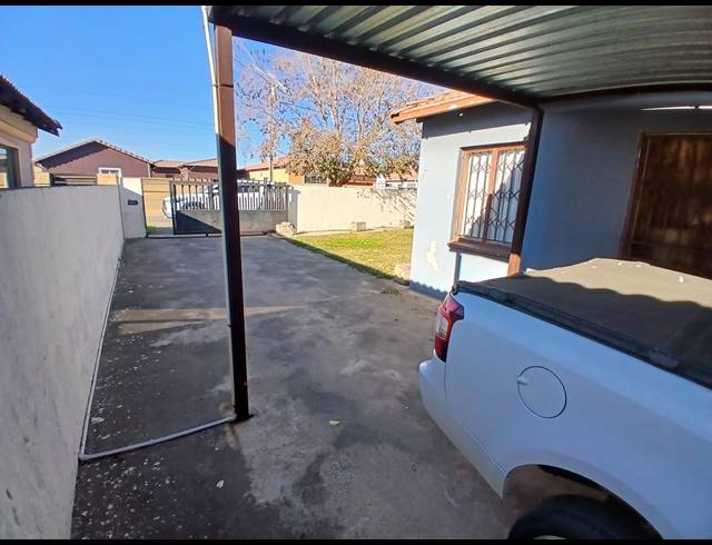 3 BEDROOM HOUSE FOR SALE IN WINDMILL PARK